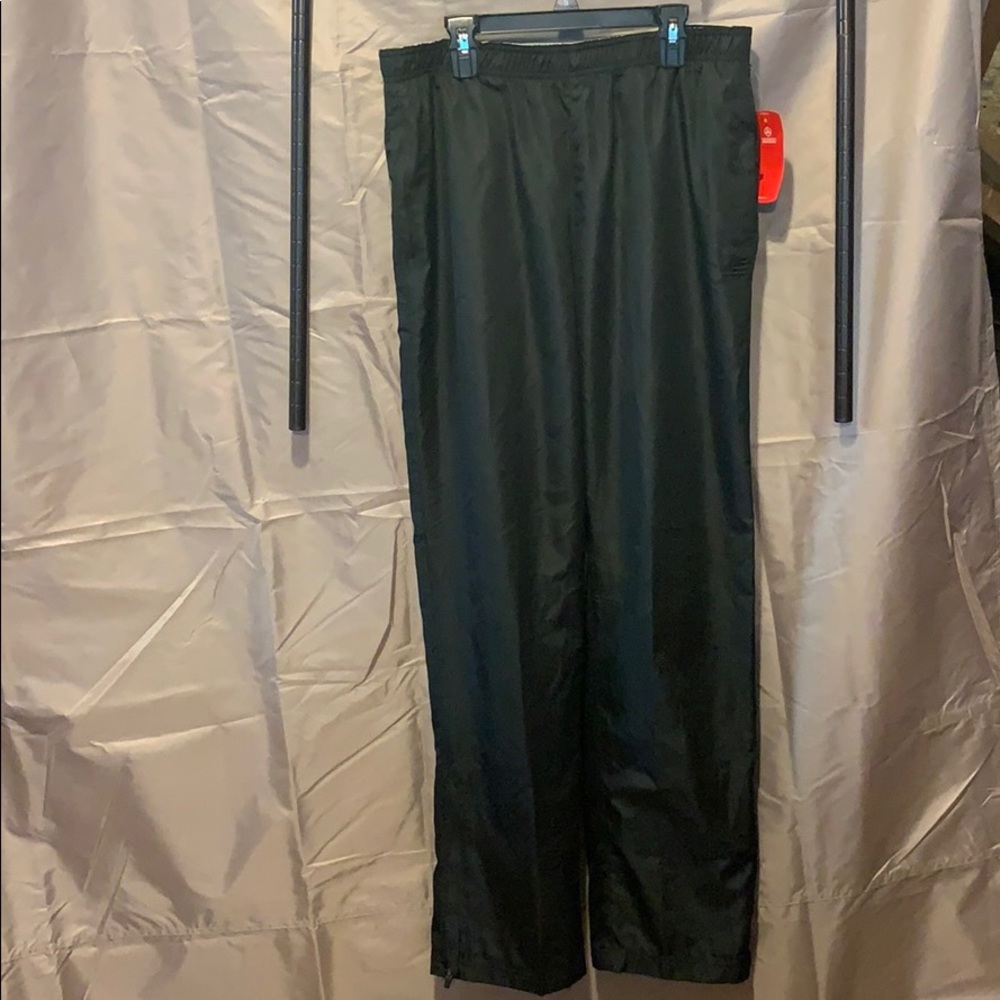 BCG Men’s Wind Breaker Pants